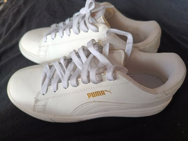 PUMA Smash Size 8 UK 27CM