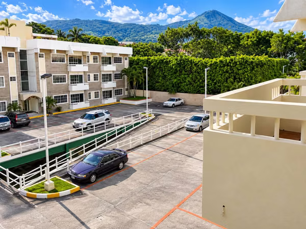 2 BEDROOM APARTMENT WITH WHITE LINE AND TERRACE - 124; SAN BENITO FLATS