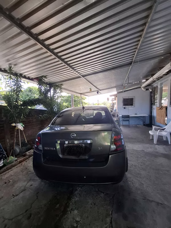 Nissan Sentra 2008