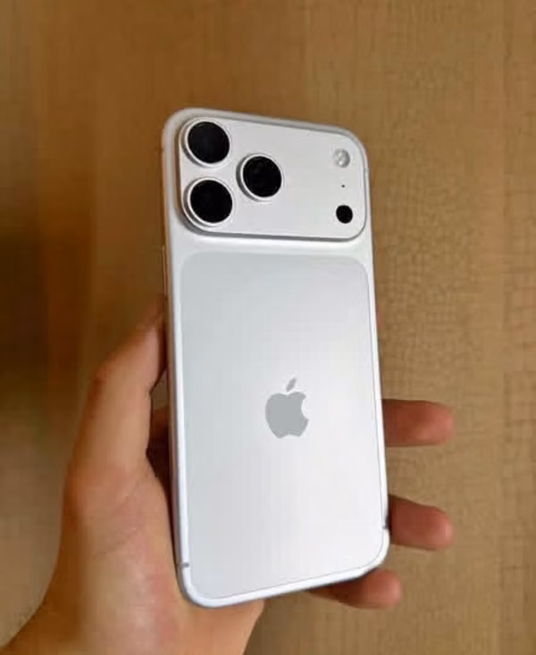 iPhone 17 pro max