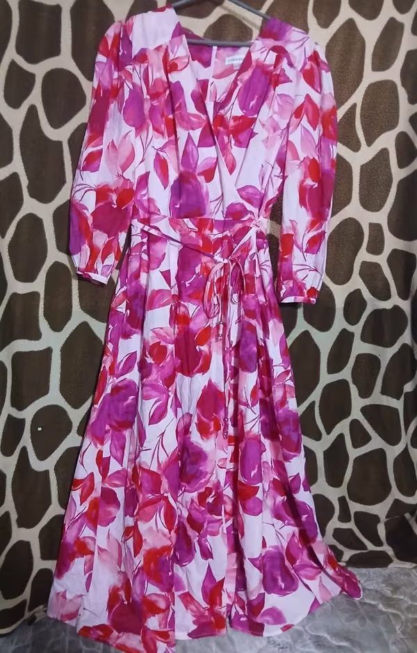 Nice dress to $25 completely new, sandals $25 new
