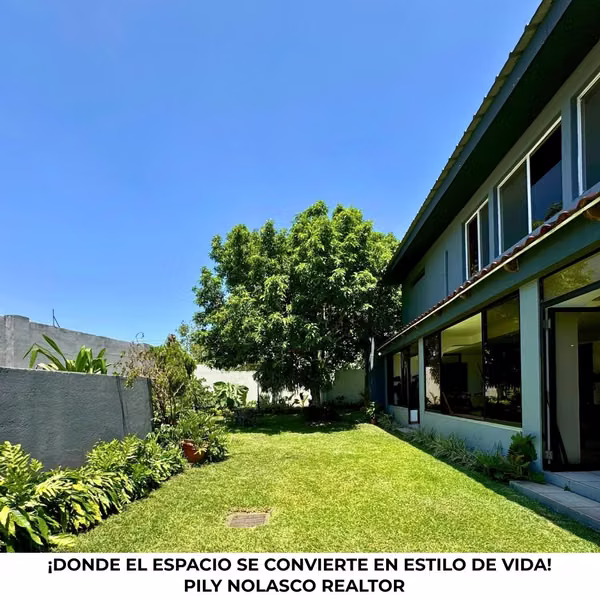 AMPLIA CASA REMODELADA EN VENTA EN LOMAS DE SAN FRANCISCO SAN SALVADOR