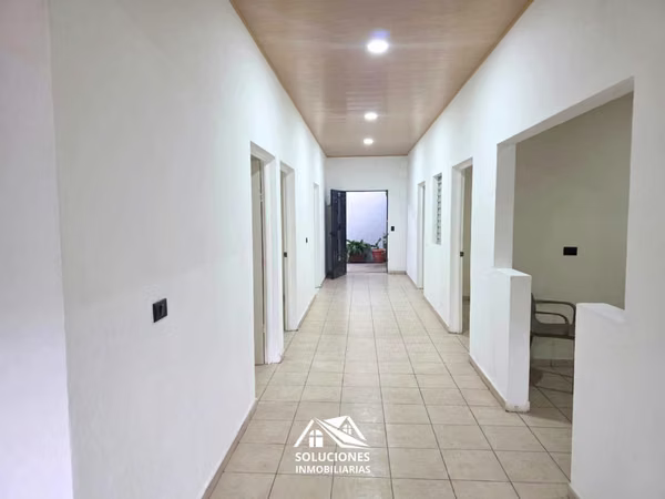 SE VENDE CASA REMODELADA | UBICADA EN ATIQUIZAYA, AHUACHAPÁN, EL SALVADOR.