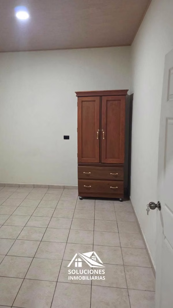 SE VENDE CASA REMODELADA | UBICADA EN ATIQUIZAYA, AHUACHAPÁN