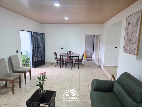 SE VENDE CASA | UBICADA EN ATIQUIZAYA, AHUACHAPÁN, EL SALVADOR.