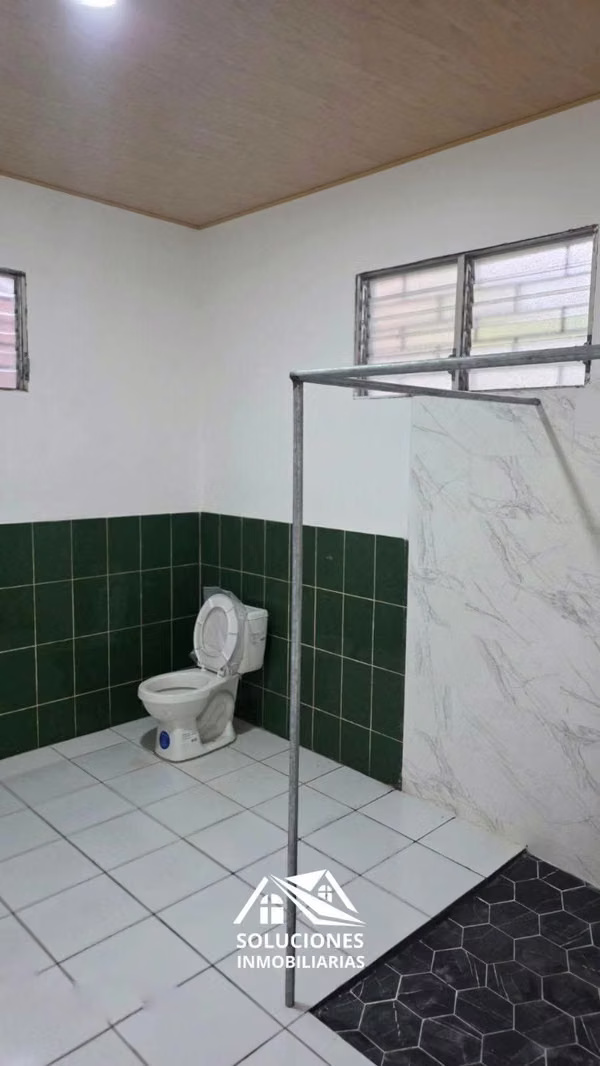 SE VENDE CASA REMODELADA | UBICADA EN ATIQUIZAYA, AHUACHAPÁN, EL SALVADOR.