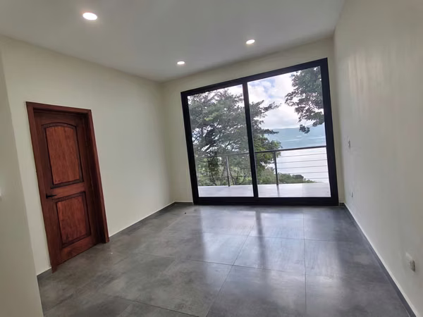 Exclusiva Residencia en venta en Lago de Coatepeque