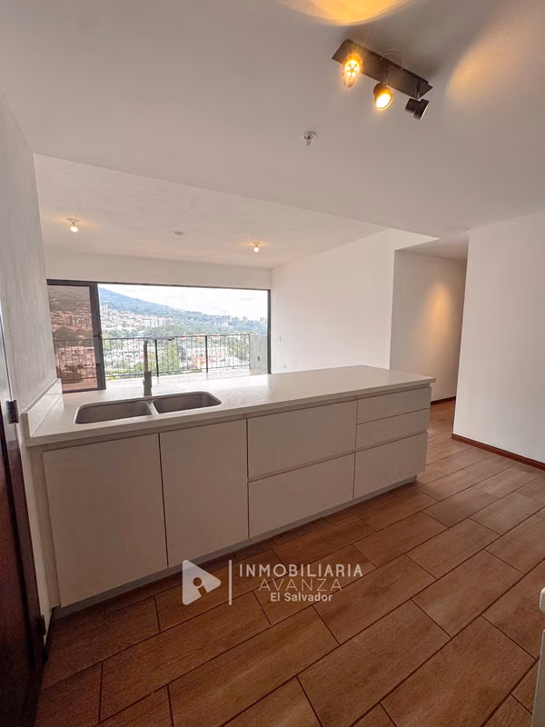 Col. Escalón | 3 habitaciones | 3 baños | vistas al volcán y la ciudad |$1,450