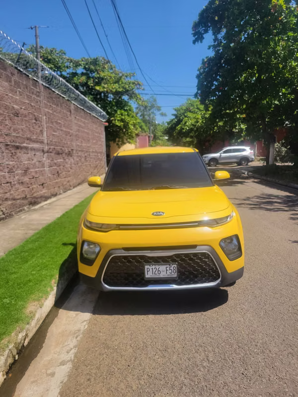 VENDO KIA SOUL 2020