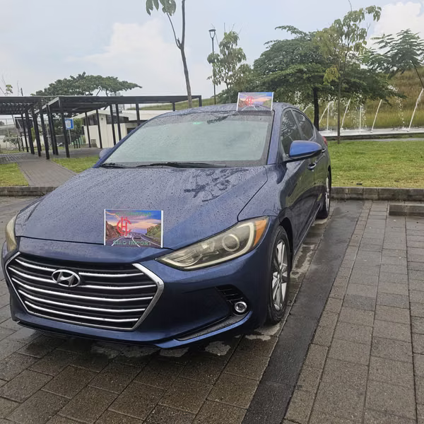 BEAUTIFUL HYUNDAI ELANTRA 2018