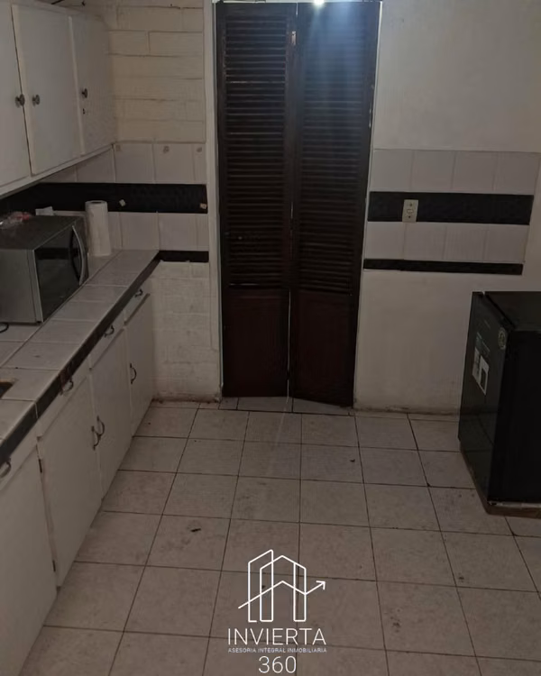 HOUSE FOR HOUSING OR OFFICE