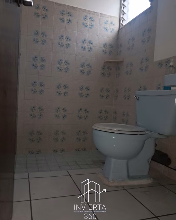 HOUSE FOR HOUSING OR OFFICE