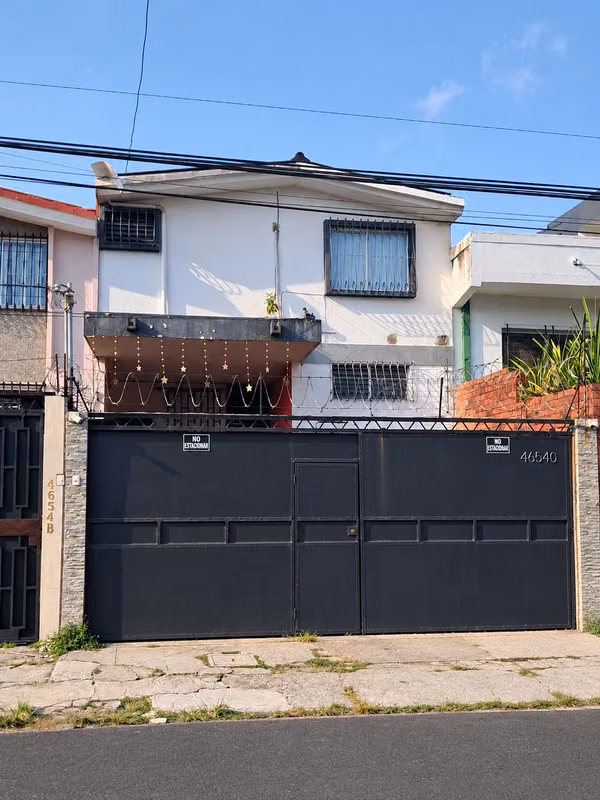 HOUSE FOR HOUSING OR OFFICE