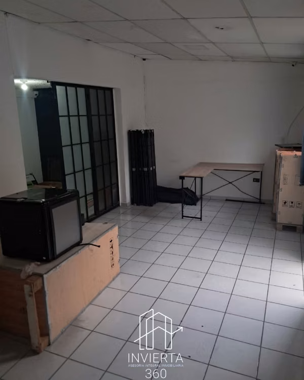 HOUSE FOR HOUSING OR OFFICE