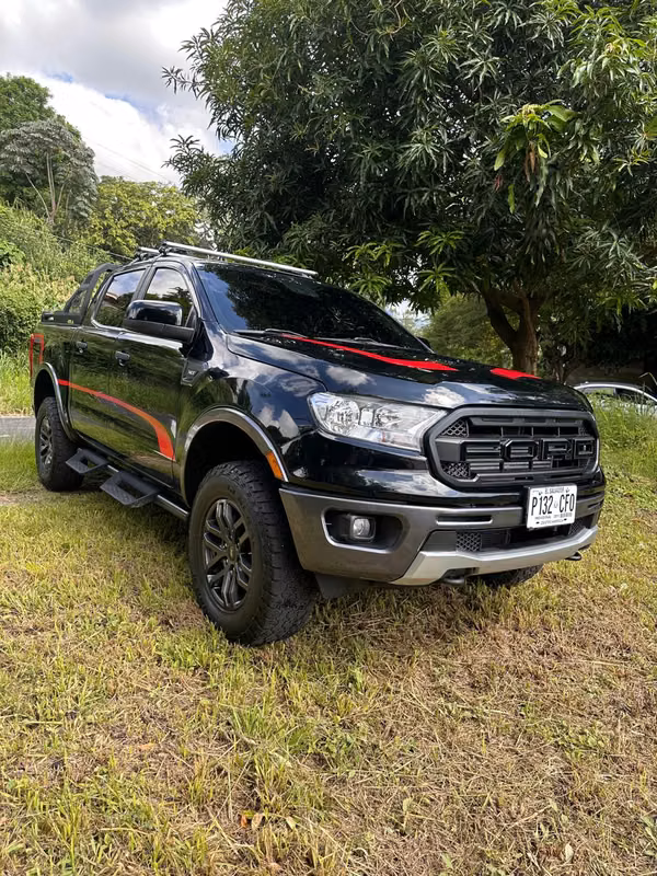 Ford Ranger Tremor año 2022 automático 4x4 