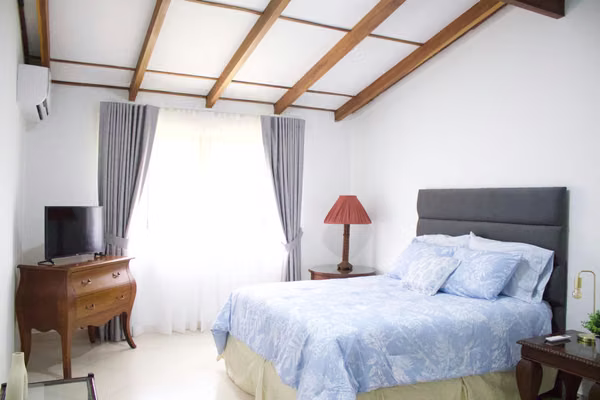 Room Rental in Exclusive Residential Zone