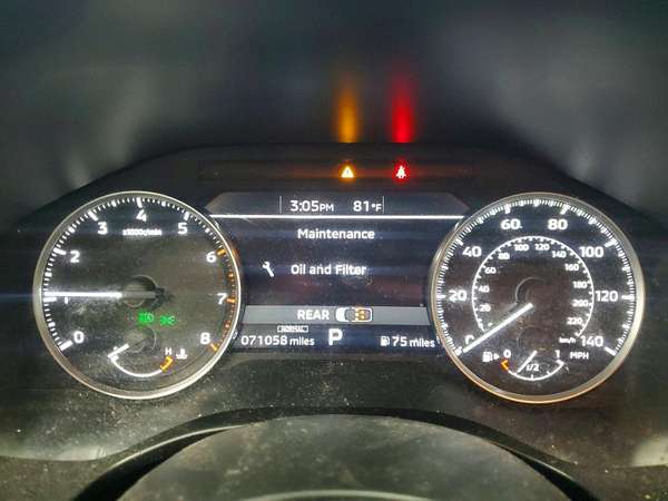 MITSUBISHI OUTLANDER ES 2023 3 FILAS