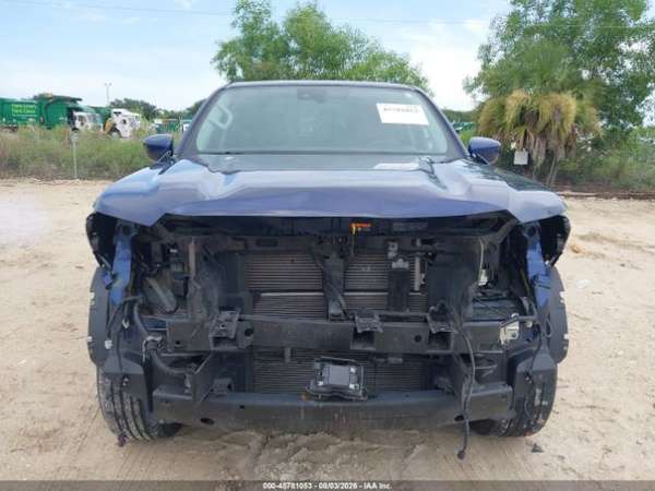 NISSAN FRONTIER SV 2023