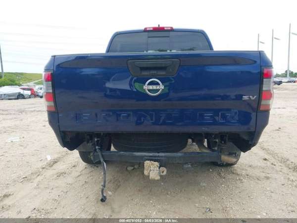 NISSAN FRONTIER SV 2023