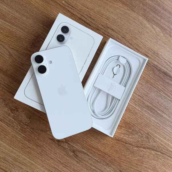 iPhone 17 