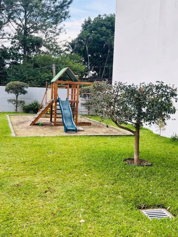 VENTA APARTAMENTO AMOBLADO, CONDOMINIO VISTA DEL PEDREGAL ESCALON PARTE ALTA, CIUDAD SAN SALVADOR