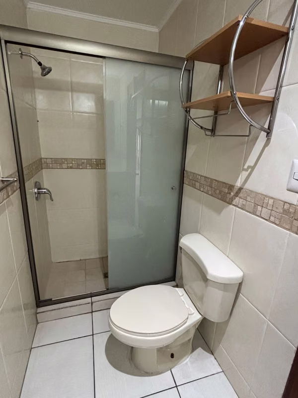 ALQUILER DE APARTAMENTO DE 195 M2, SIN MUEBLES, EN PORTAL LA CASTELLANA. SAN BENITO