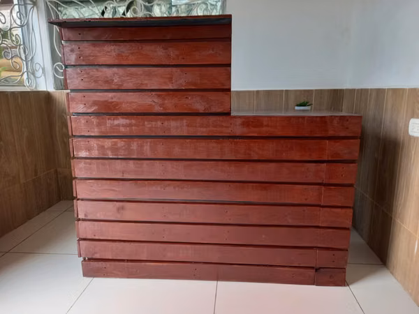 Business counter