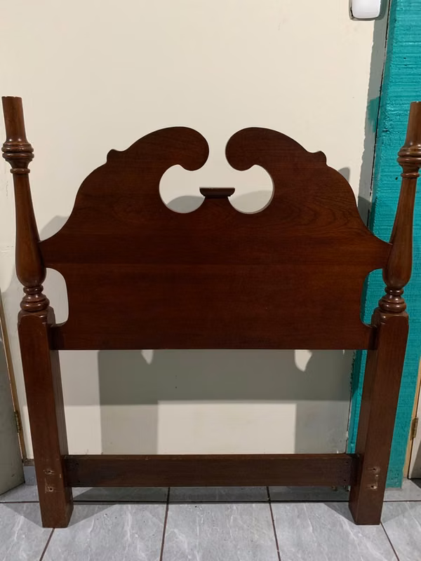 Wooden back for single bed