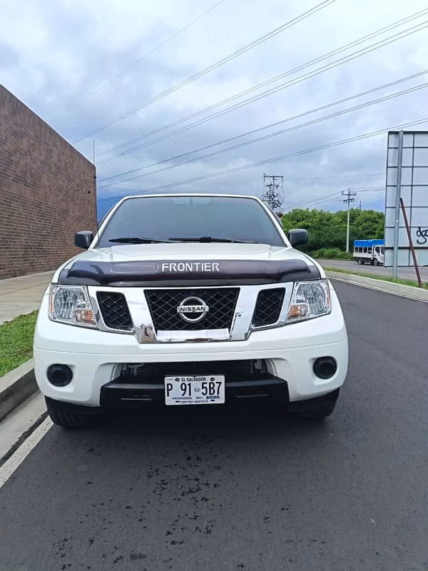 Nissan Frontier SV 2019