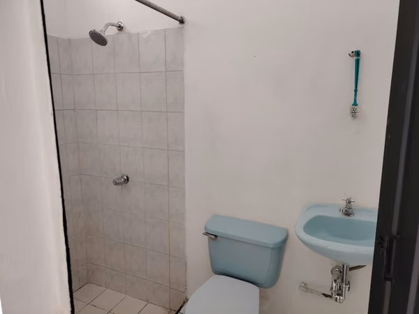 HOUSE FOR SALE IN THE CENTER OF CUSCATANCINGO!