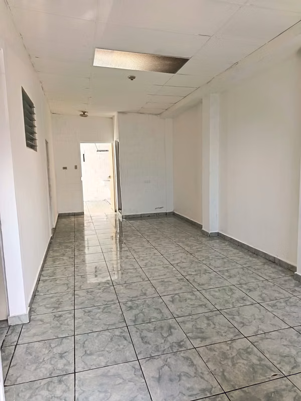 HOUSE FOR SALE IN THE CENTER OF CUSCATANCINGO!