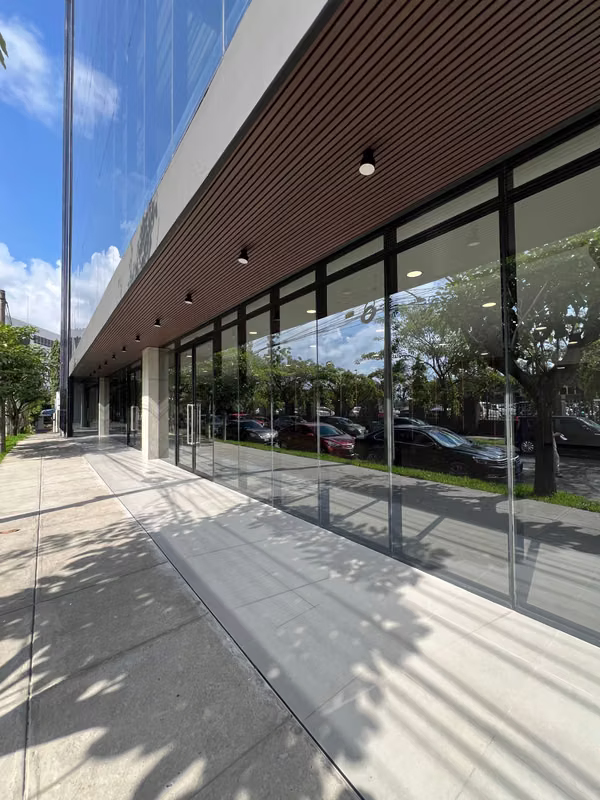 Phoenix Tower: Espacio Sede corporativa principal, Call Center/ BPO VIP, multinacional.