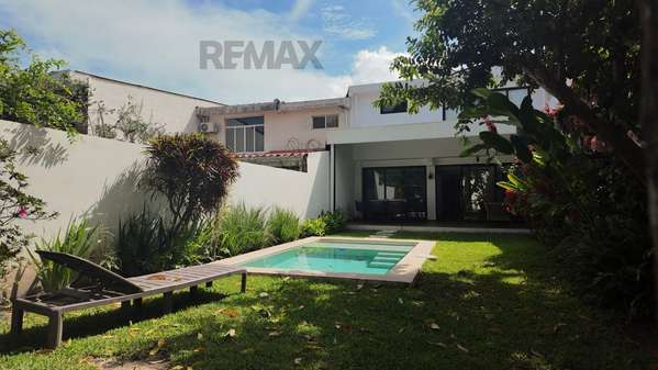 VILLA ESCALONIA – RESIDENCIAL MONTE CARLO — CASA AMUEBLADA CON PISCINA EN COLONIA ESCALÓN
