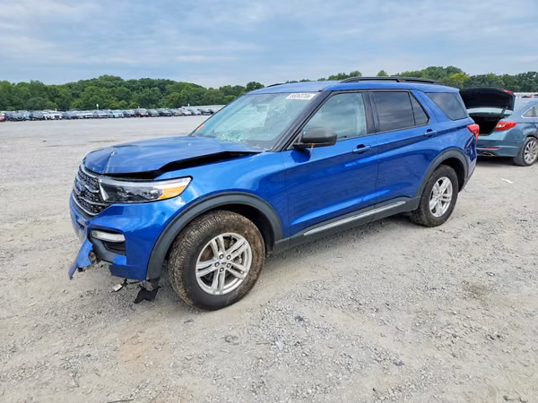 FORD EXPLORER XLT 2021