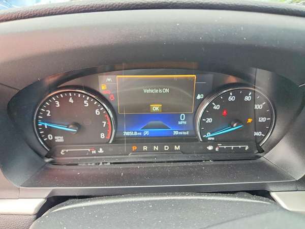 FORD EXPLORER XLT 2021