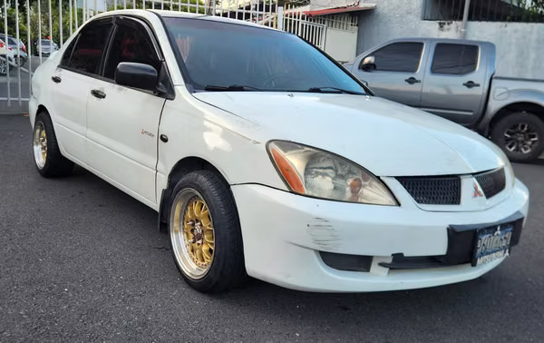 MITSUBISHI LANCER XL 2006 AUTOMATICO ATF MOTOR 1.8 VIDS-ELECT AC BB ACEPTO AUTO A CUENTA 
