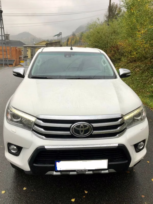 Toyota Hilux 