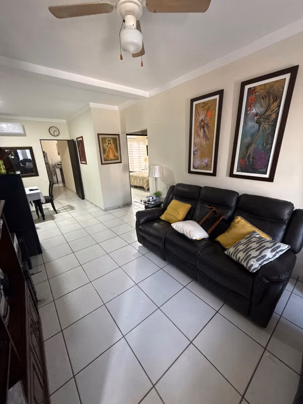  SE VENDE APARTAMENTO COLONIA MAQUILISHUAT, AMUEBLADO, tiene 85 mts2, 2 habitaciones, 2 baños, area de servicio comple