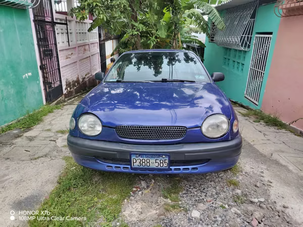 Vendo Toyota Corolla año 1998 de agencia en buenas condiciones