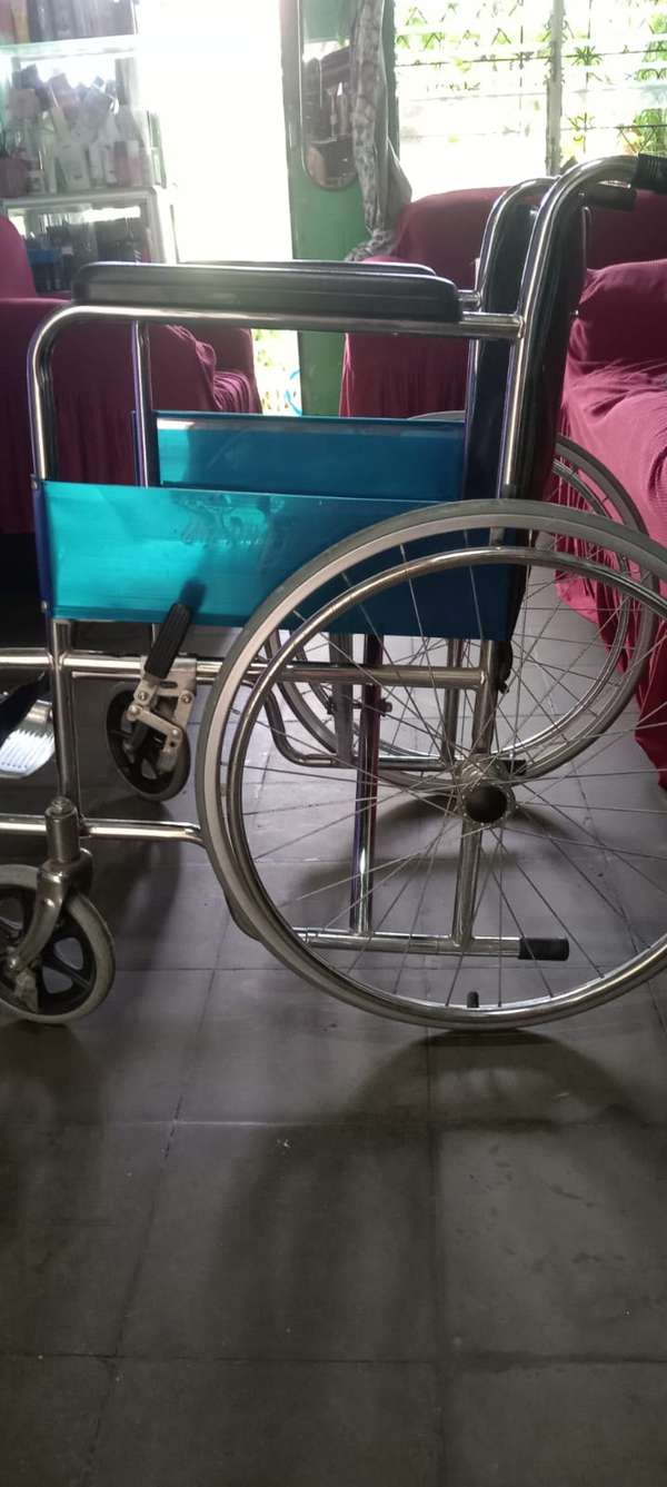 Se vende silla de rueda