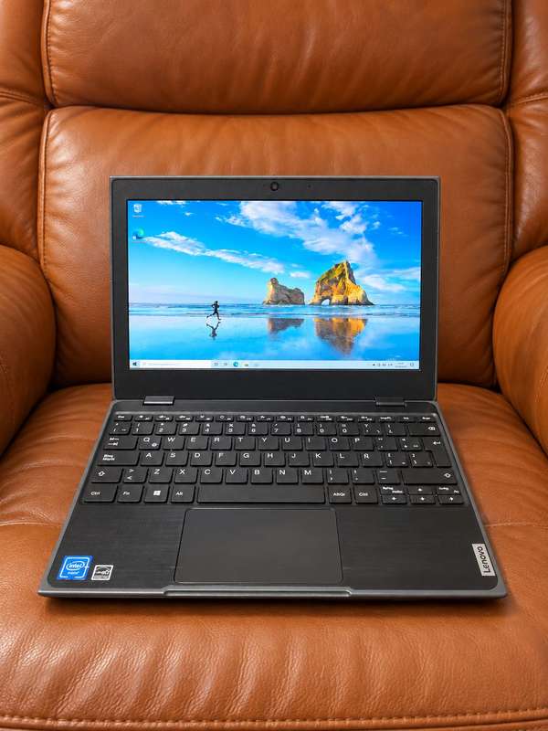 S/V PODEROSA LENOVO  TIPO COMPACTA  IDEAPAD 12.5 PULGADAS  RECIEN ACTUALIZADA  LISTA PARA TRABAJAR