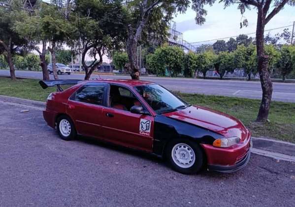 Bonito honda civic 