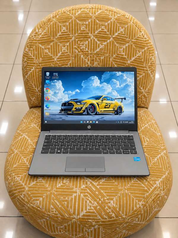 S/V PODEROSA LAPTOP HP INTEL CORE I3 DE 11.ª GENERACIÓN  RECIEN ACTUALIZADA  LEA CARACTERÍSTICAS 