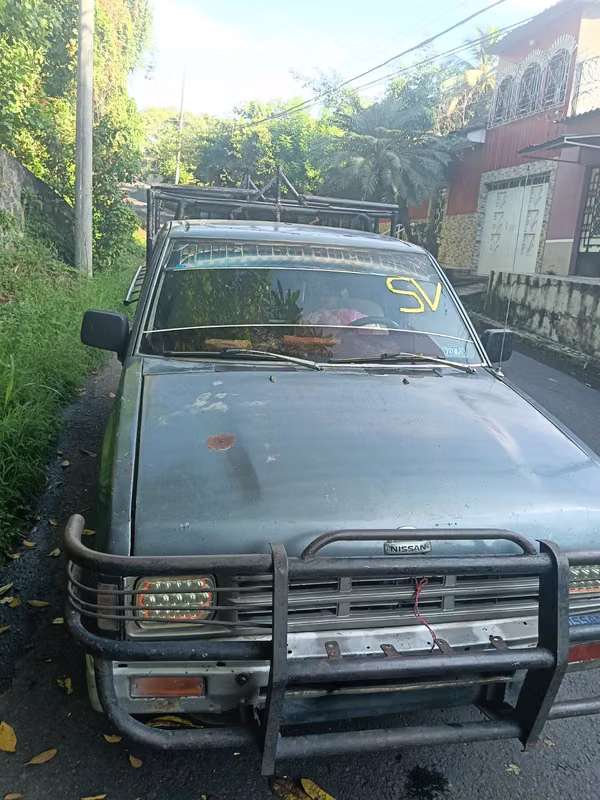 Nissan Hardbody k24 año 90