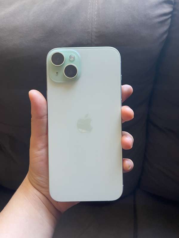 iPhone 15 plus 