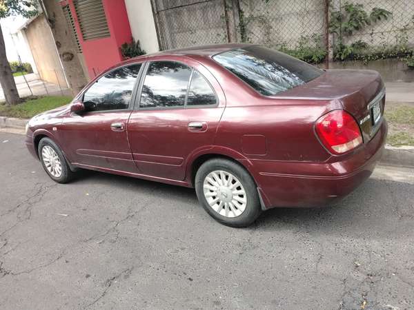 Vendo o cambio nissan ALMERA 2006 de agencia nítido estandar alarma delta aire acondicionado vidrios eléctricos en perf