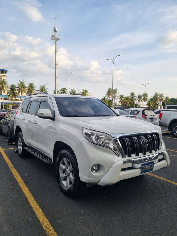 Alquiler de Camioneta 4x4 