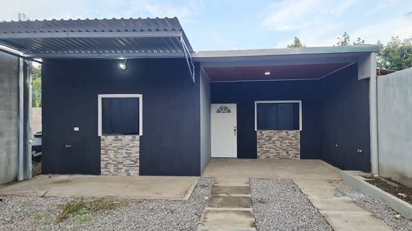 Casa nueva en venta en Santa Ana, San Mauricio | 3 habitaciones, parqueo para 3 vehículos