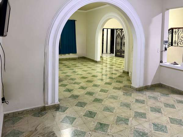 Local Comercial para Rest, Café Gourmet, Consultorio u Oficina (63 m²) – Col. Flor Blanca (Cercano a Hospital Rosales)