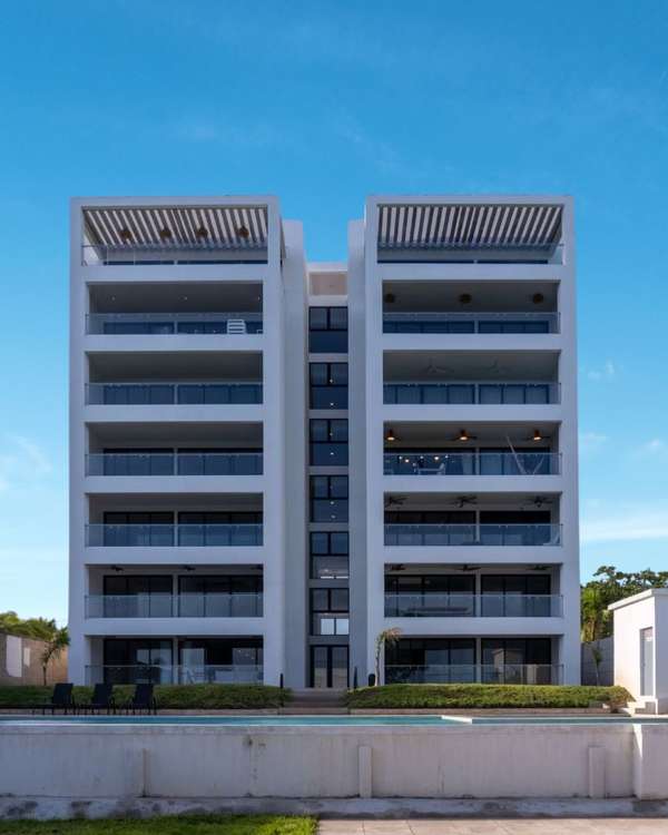 APARTAMENTO AMUEBLADO DE LUJO EN PLAYA LAS TUNAS, LA UNION